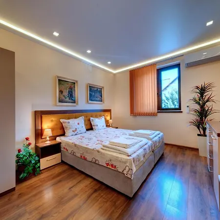 Sea Garden - First Line & Free Parking * Burgas City