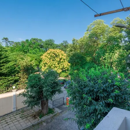 Sea Garden - First Line & Free Parking بورغاس