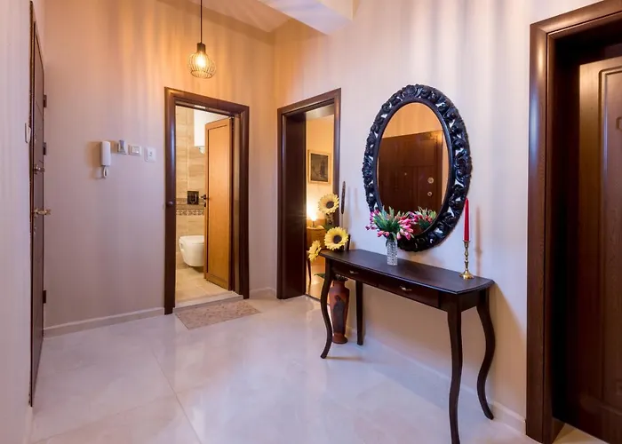 Sea Garden - First Line&free Parking Apartment