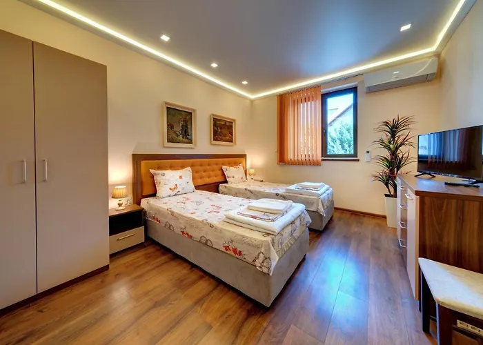 Sea Garden - First Line&free Parking Apartment Burgas City